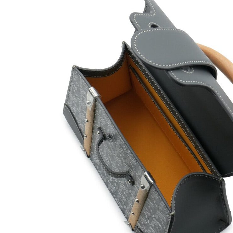 Goyard
Grey Goyardine Canvas and Chevroches Calfskin Saïgon PM Bag