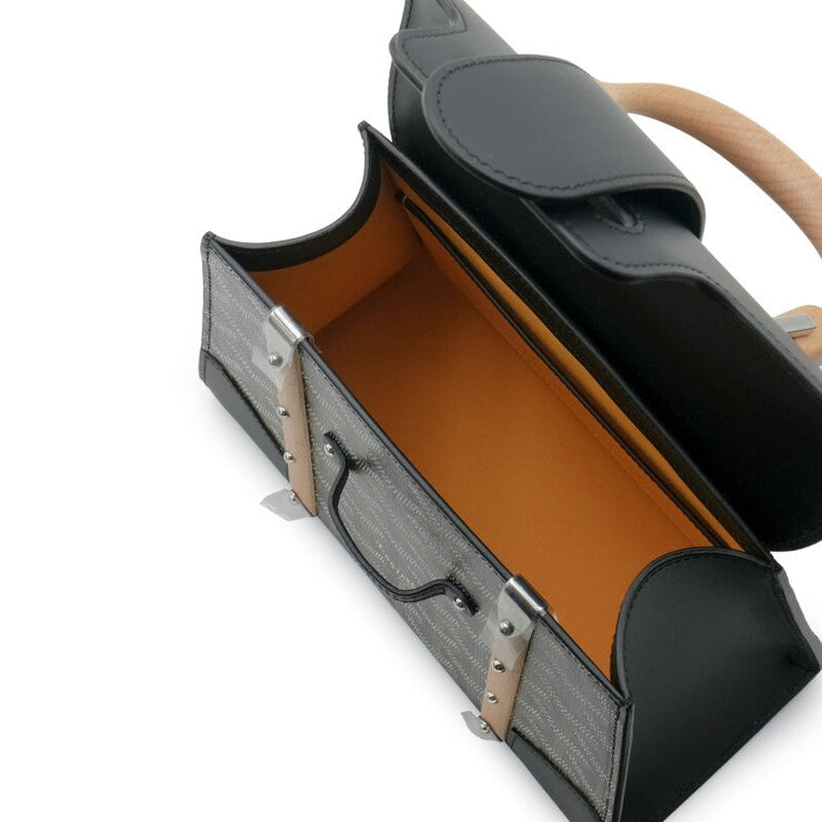 Goyard
Black Goyardine Canvas and Chevroches Calfskin Saïgon PM Bag