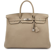 Hermès
Gris Tourterelle Togo Birkin 40 Palladium Hardware, 2006