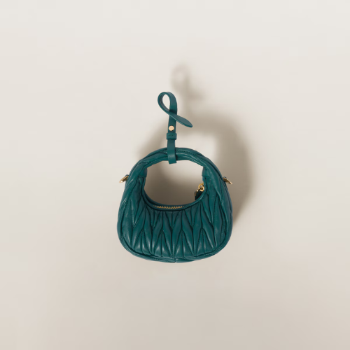 Micro borsa hobo Wander in nappa matelassé